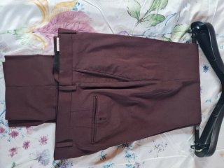 Traje de hombre granate