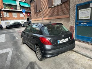 Peugeot 207 2006
