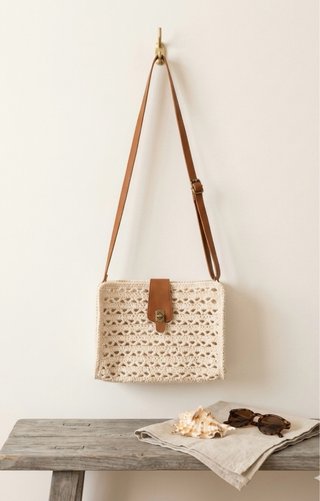 Bolso estilo boho tejido