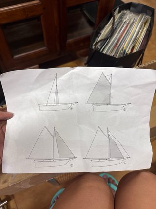 Maqueta de velero de madera
