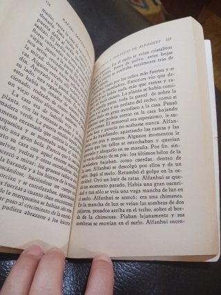 Industrias y andanzas de Alfanhuí Y el corazón ...