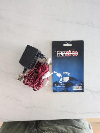 Cargador Batería Moto/Scooter Kyoto 12V