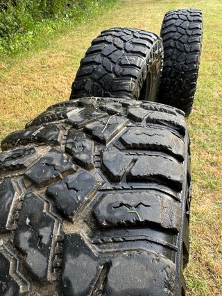 Neumático Cooper STT Pro 285/75R16