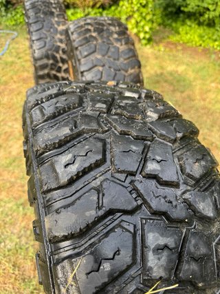 Neumático Cooper STT Pro 285/75R16