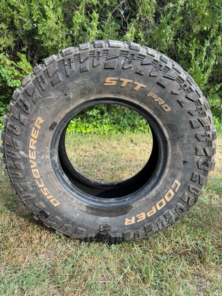 Neumático Cooper STT Pro 285/75R16