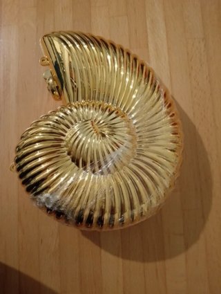 Bolso Caracola Dorado Cadena