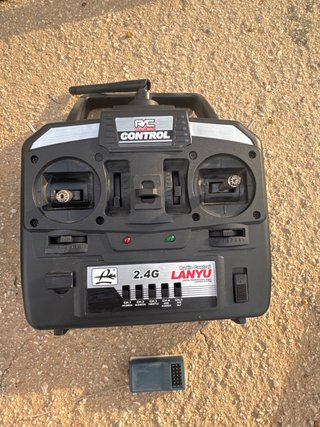 Emisora Lanyu 2.4G 5 Canales