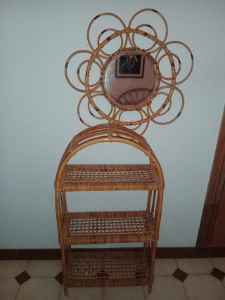 Juego de mueble de  entradita y espejo de bambú,
