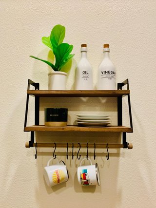 Estantería de pared de madera