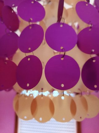 Lámpara de techo colgante morada y nacarado