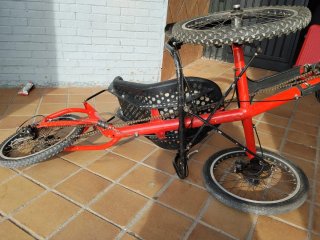 Triciclo reclinabile a 3 ruote