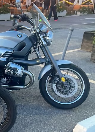 BMW R850C Cruiser Plata y Negra