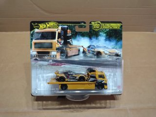 Hot Wheels Team Transport Toyota GR Supra