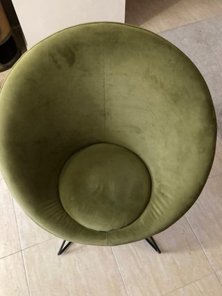 Silla de diseño verde olivo