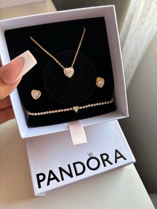 Conjunto Pandora Corazón Dorado y Plateado
