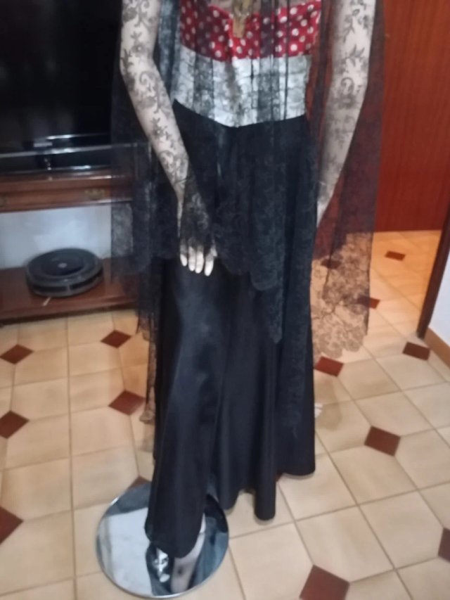 Mantilla Chantilly Francés Seda Negra