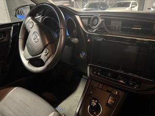 Toyota Auris 2016