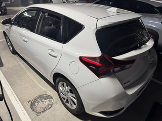 Toyota Auris 2016