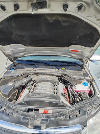 Audi A8 2002
