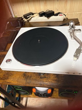 Denon Tocadiscos con USB leer anuncio