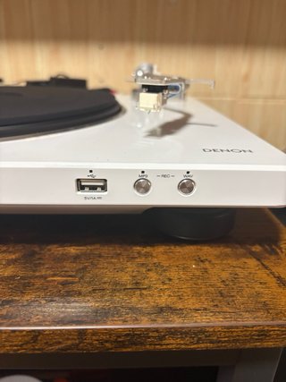 Denon Tocadiscos con USB leer anuncio