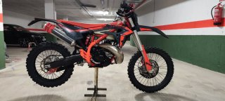 Beta 300 XTrainer Enduro Moto
