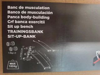 Banco de musculación y ejercicios