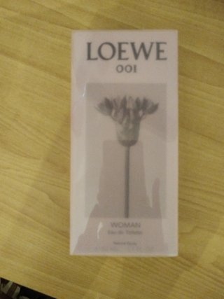 Loewe 001 Woman Eau de Toilette Edición especial.