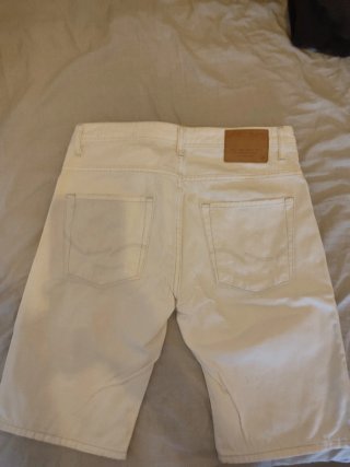 Vaqueros cortos Jack & Jones más camiseta Salsa