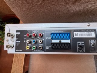 Combo Reproductor DVD y VHS LG VCX8806M Functional
