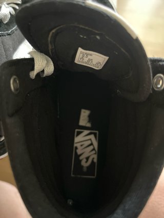 Zapatillas Vans Altas Negras y Blancas