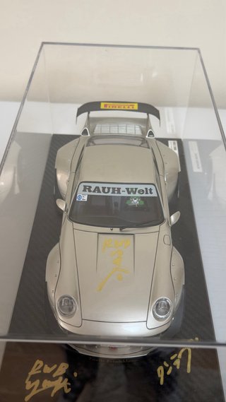 Porsche RWB 1:18 Ignition Model