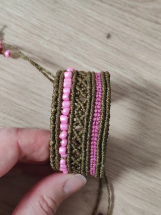 Pulsera macramé estilo hippie