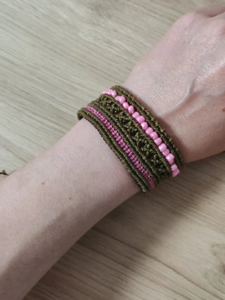 Pulsera macramé estilo hippie