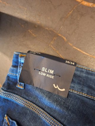 Pantalón vaquero azul