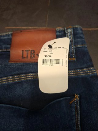 Pantalón vaquero azul