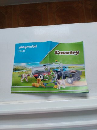 Playmobil Country 70367 Tractor y Granja