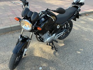 Moto Yamaha YBR 125 Revisada