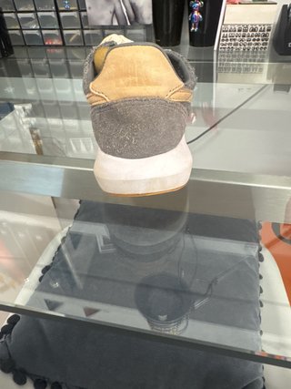 Zapatillas Nike Beige y Gris