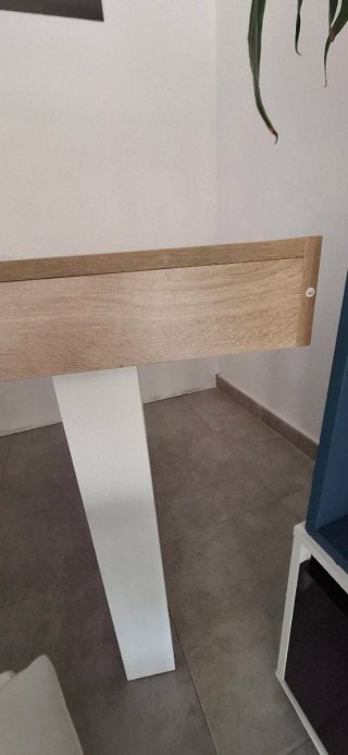 Mesa comedor madera para 6 personas.