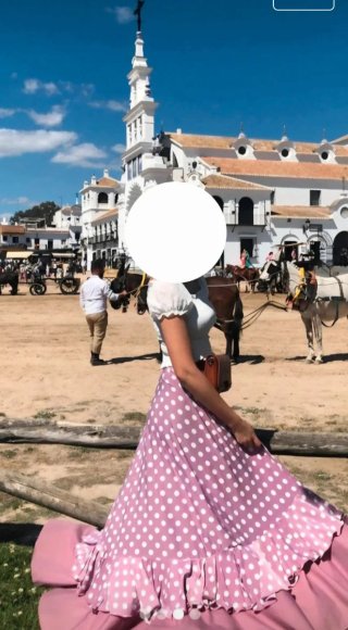 Falda flamenca rosa lunares blancos