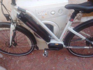 Bicicleta Eléctrica Nueva le falta el cargador
