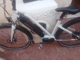 Bicicleta Eléctrica Nueva le falta el cargador