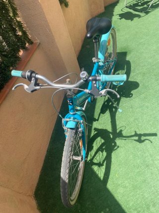 Bicicleta paseo B'TWIN azul