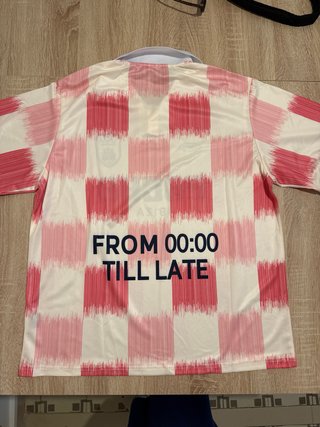 Camiseta Pacha Ibiza Rosa y Blanca