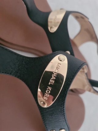 Sandalias Michael Kors Talla 9M Negras