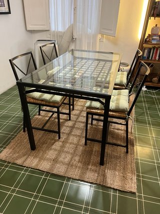 Mesa comedor cristal y 4 sillas