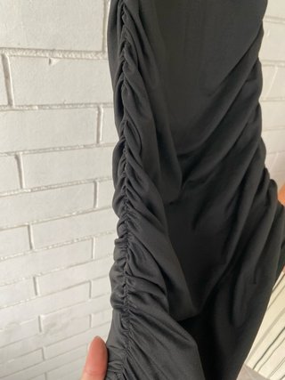 Vestido negro Shein manga corta talla M
