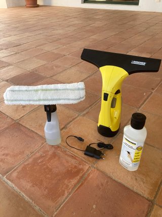 Limpia cristales Karcher con accesorios