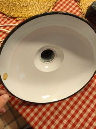 Lámpara colgante esmaltada negra